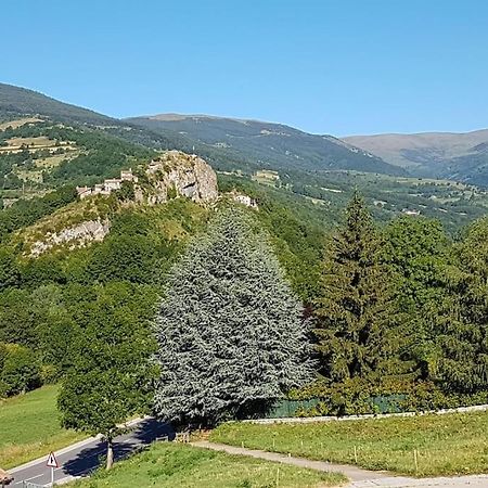 El Mussol De La Vila Camprodon, Balconets Amb Vistes A La Placa Екстериор снимка